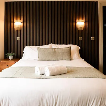 Lejlighed Lovely Flat On Bath Road - Flat 6 *