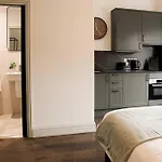 Apartman Lovely Flat On Bath Road - Flat 6