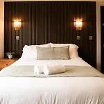 Apartman Lovely Flat On Bath Road - Flat 6 *