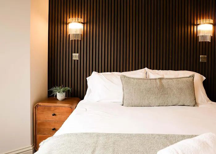 Lovely Flat On Bath Road - Flat 6 * Bristol