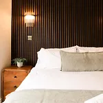 Lovely Flat On Bath Road - Flat 6 * بريستول