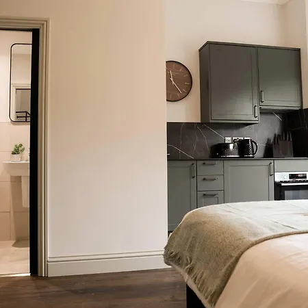 Apartment Lovely Flat On Bath Road - Flat 6