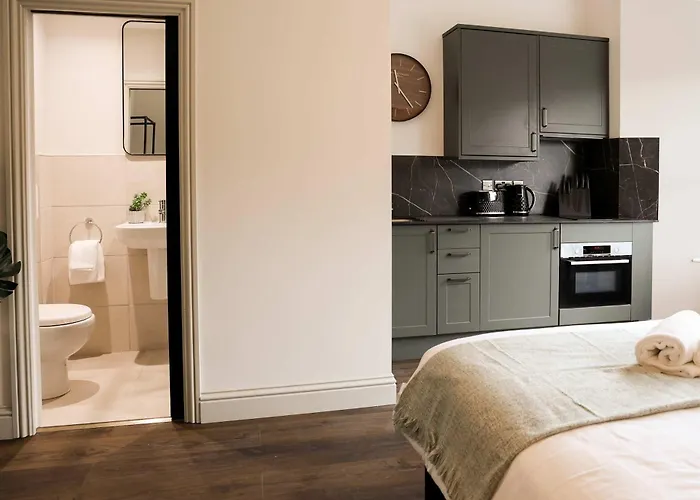 Apartment Lovely Flat On Bath Road - Flat 6