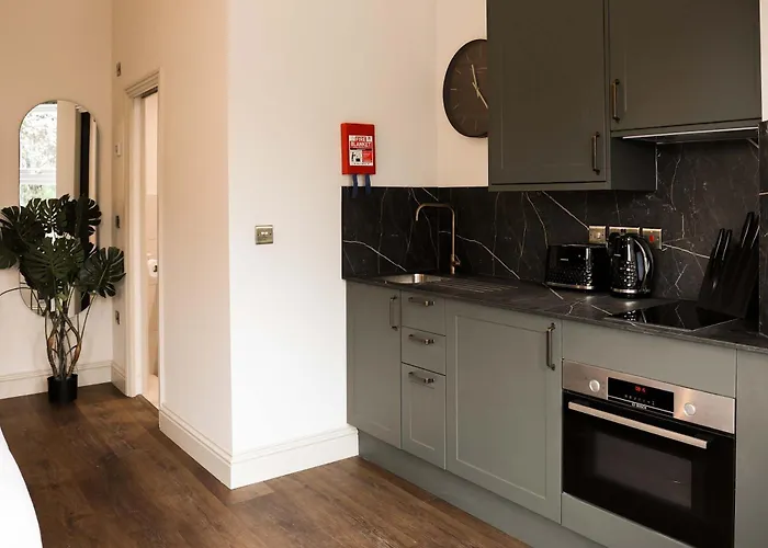 Apartment Lovely Flat On Bath Road - Flat 6